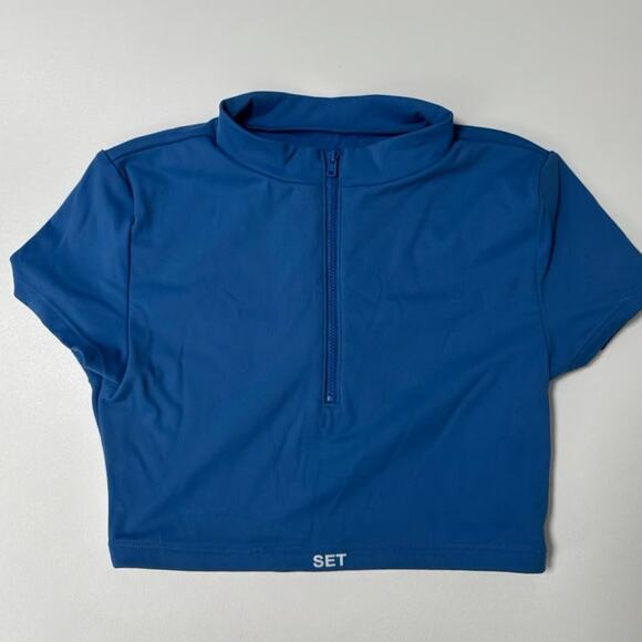 Set Active Crop Top - Picture 2 of 4